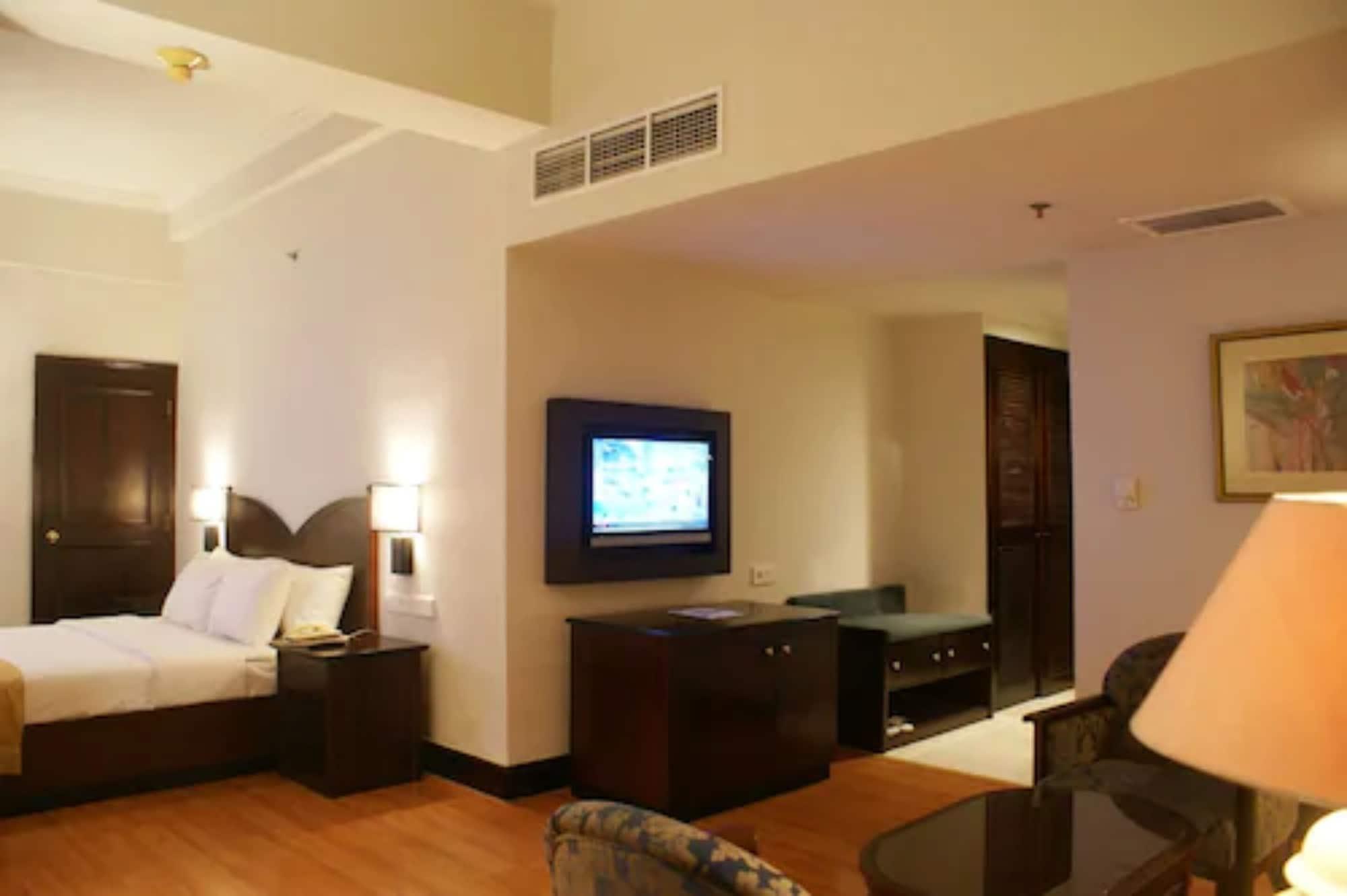 The Acacia Hotel Jakarta Exterior photo