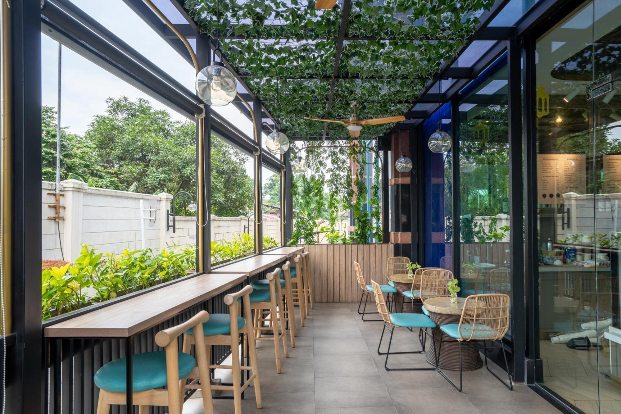 The Acacia Hotel Jakarta Exterior photo